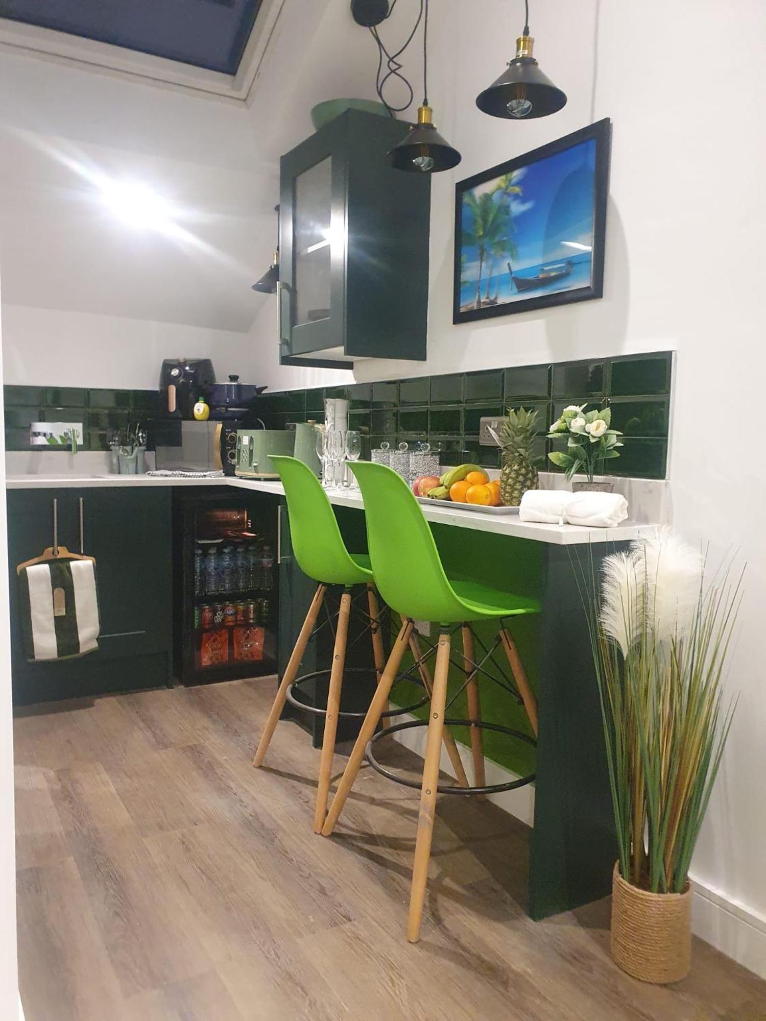 Southgate Luxury Apartments Elland 外观 照片