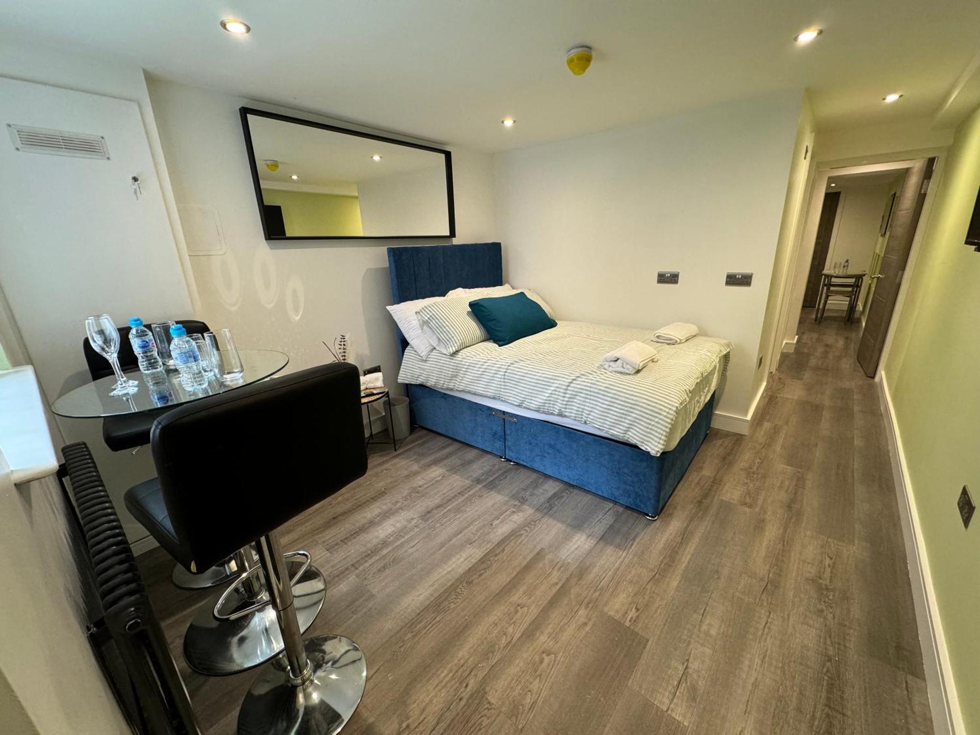 Southgate Luxury Apartments Elland 外观 照片