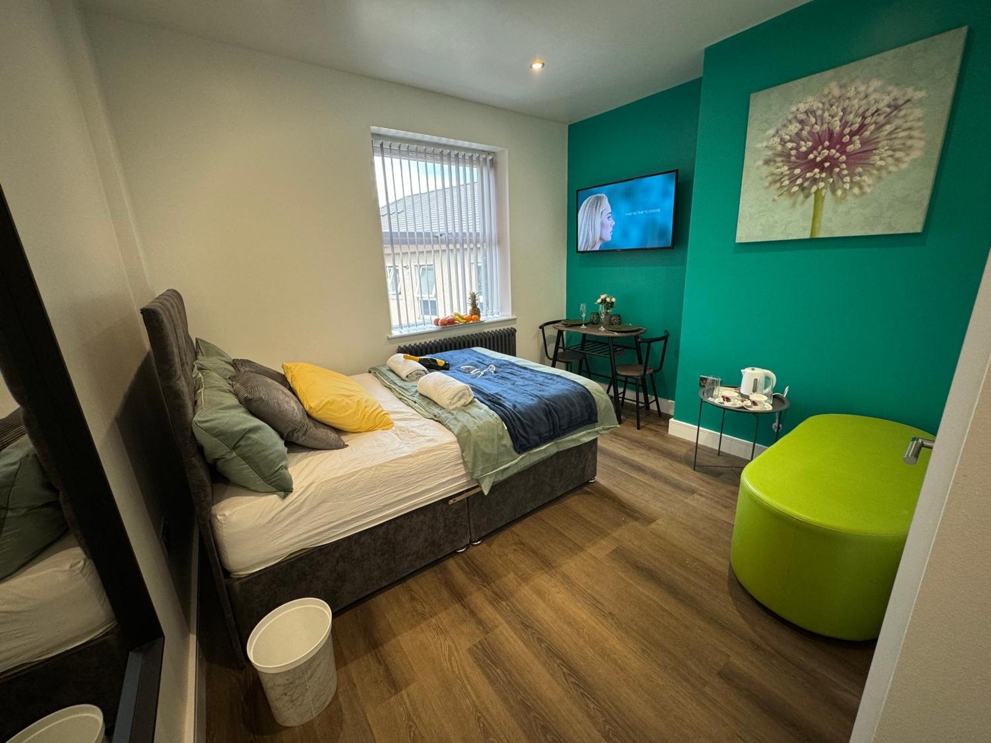 Southgate Luxury Apartments Elland 外观 照片