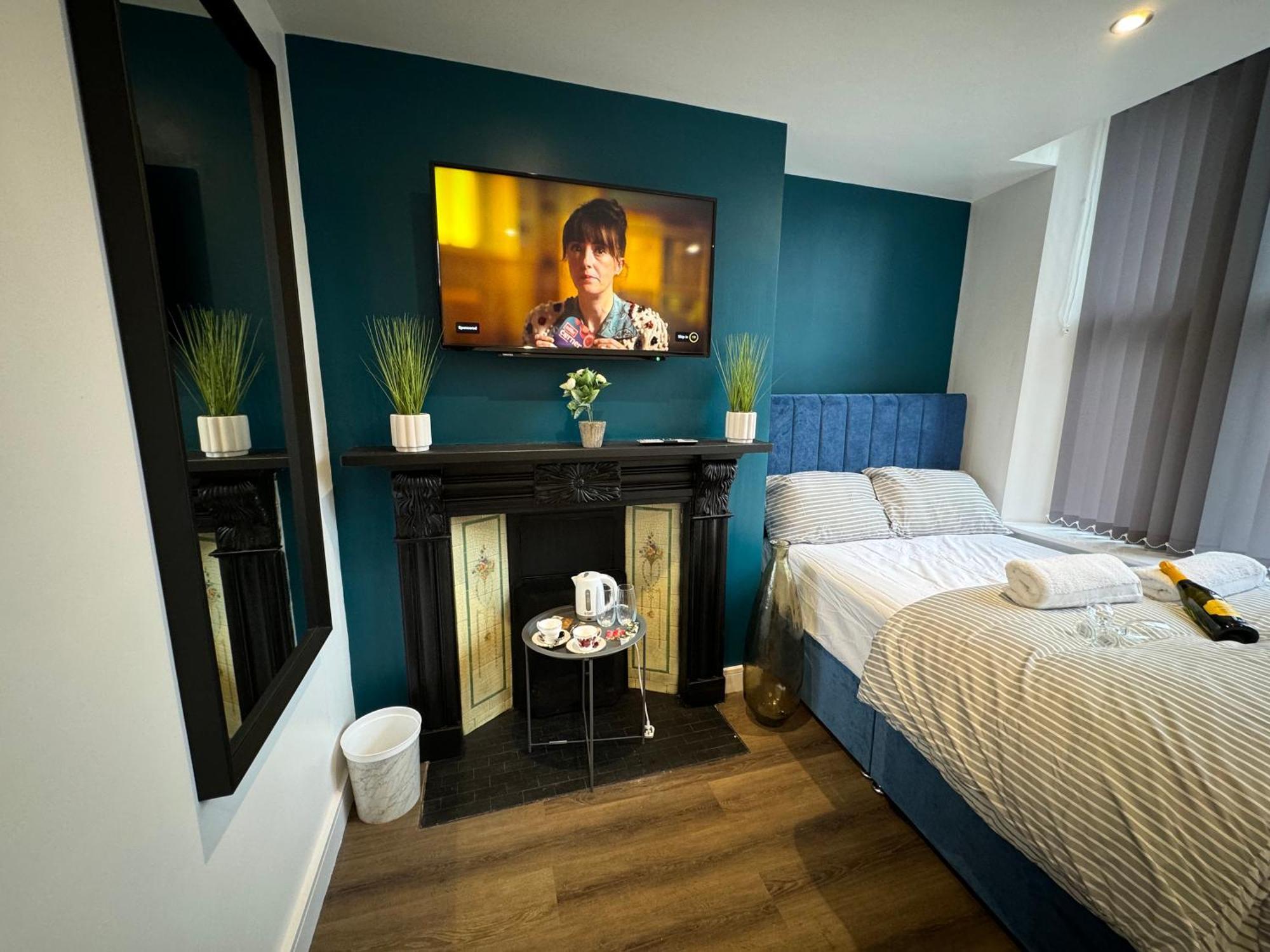 Southgate Luxury Apartments Elland 外观 照片