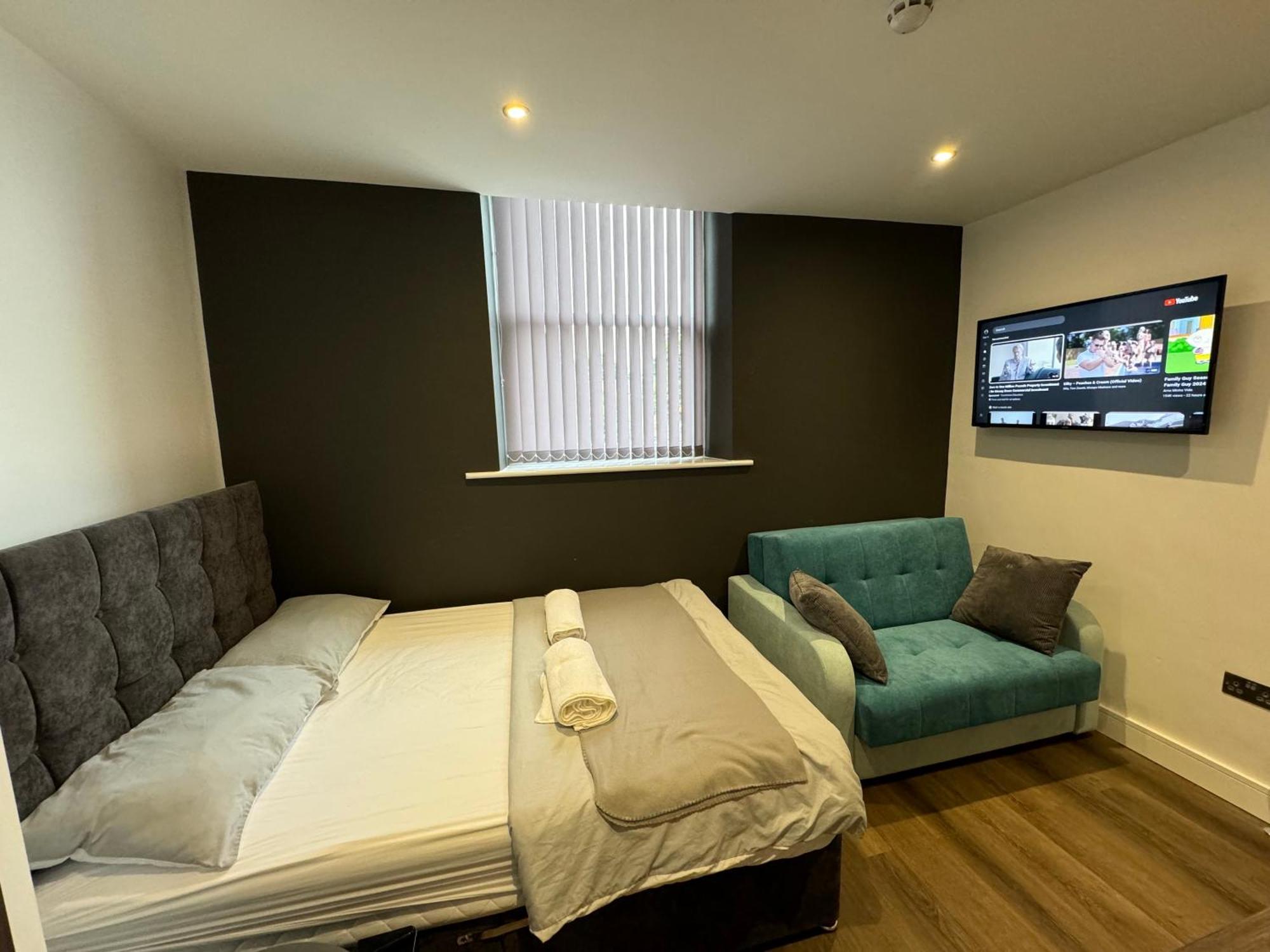 Southgate Luxury Apartments Elland 外观 照片