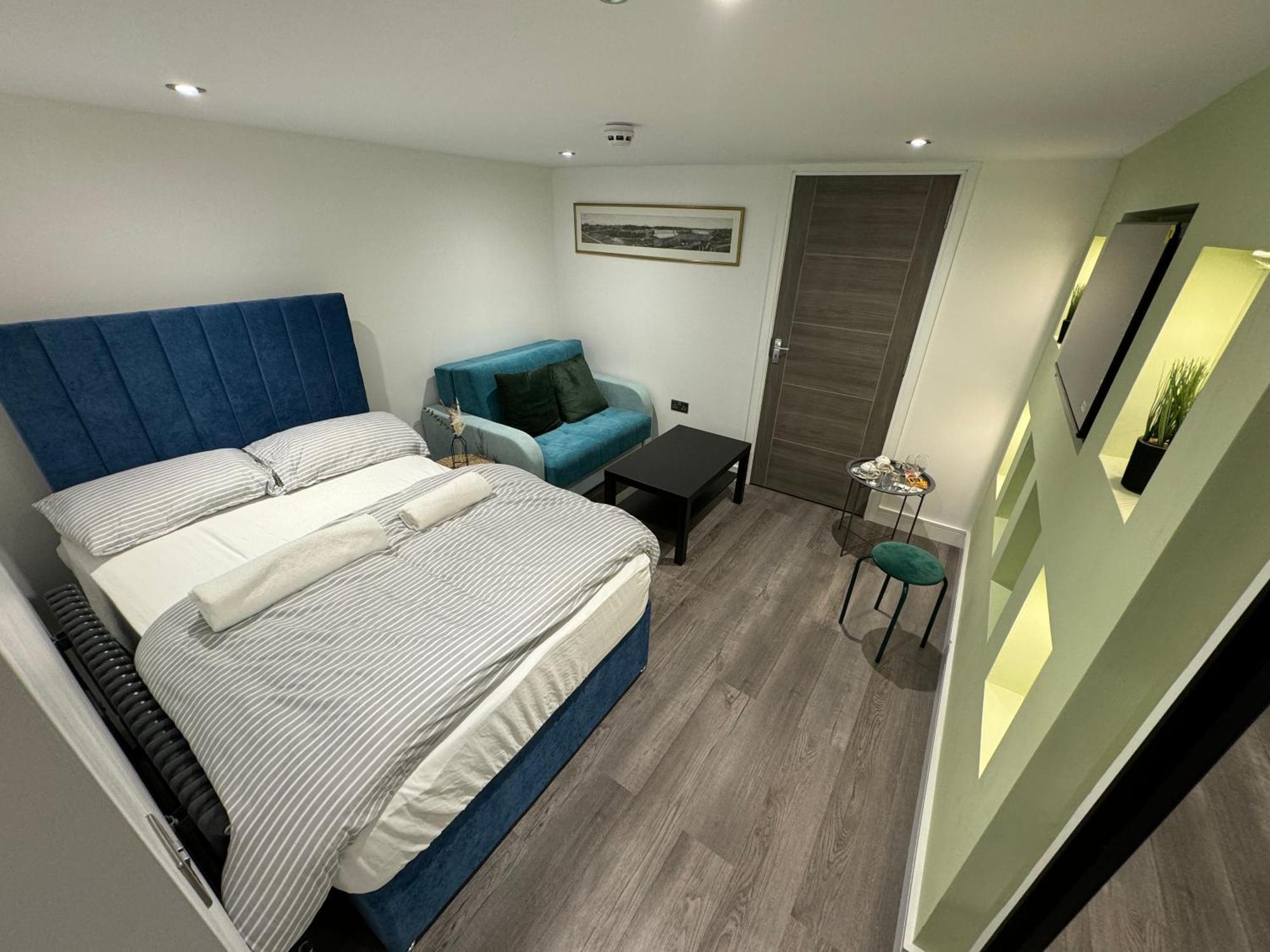 Southgate Luxury Apartments Elland 外观 照片