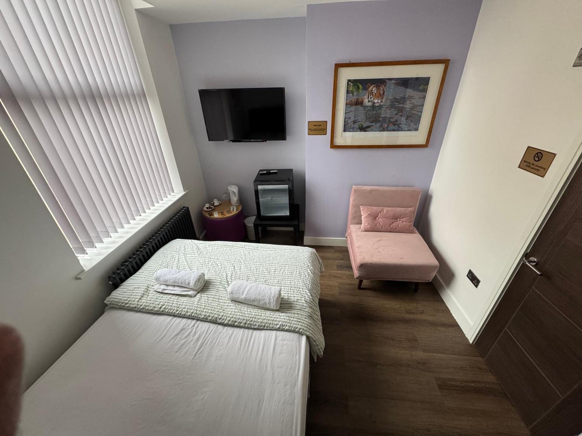 Southgate Luxury Apartments Elland 外观 照片